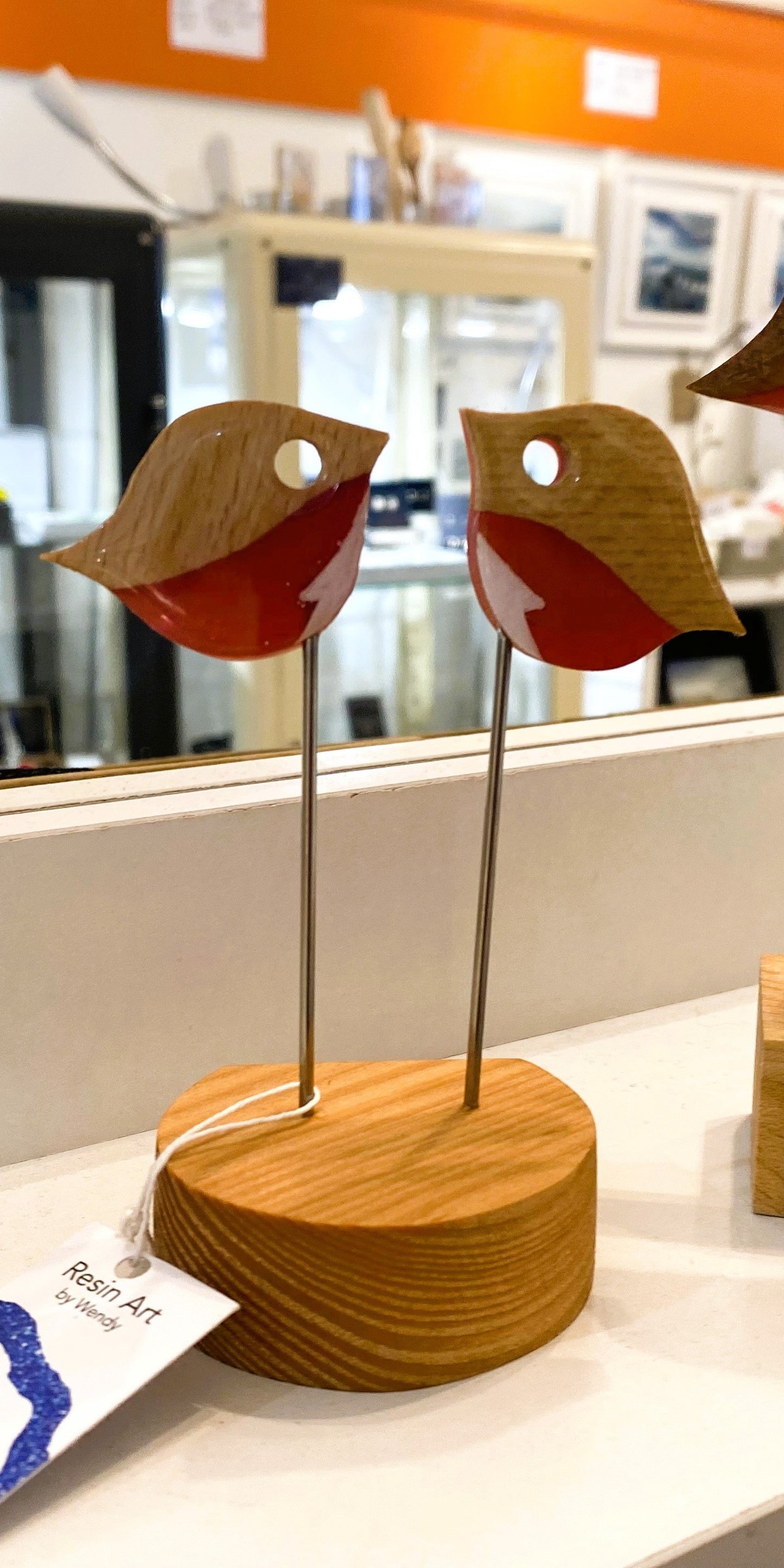 Double Standing Robins